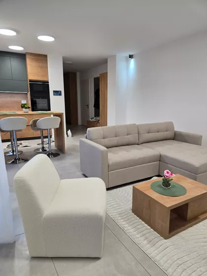 Vuka Karadžića 6 | 4zida.rs