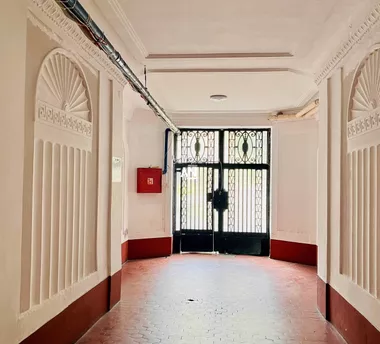 Trg mladenaca