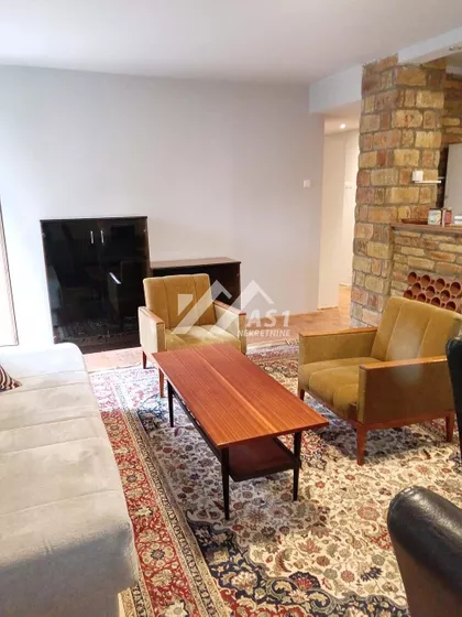 Bulevar Cara Lazara | 4zida.rs