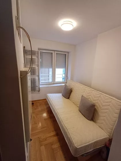 Obrenovićeva | 4zida.rs