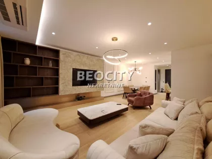 Beograđanka | 4zida.rs