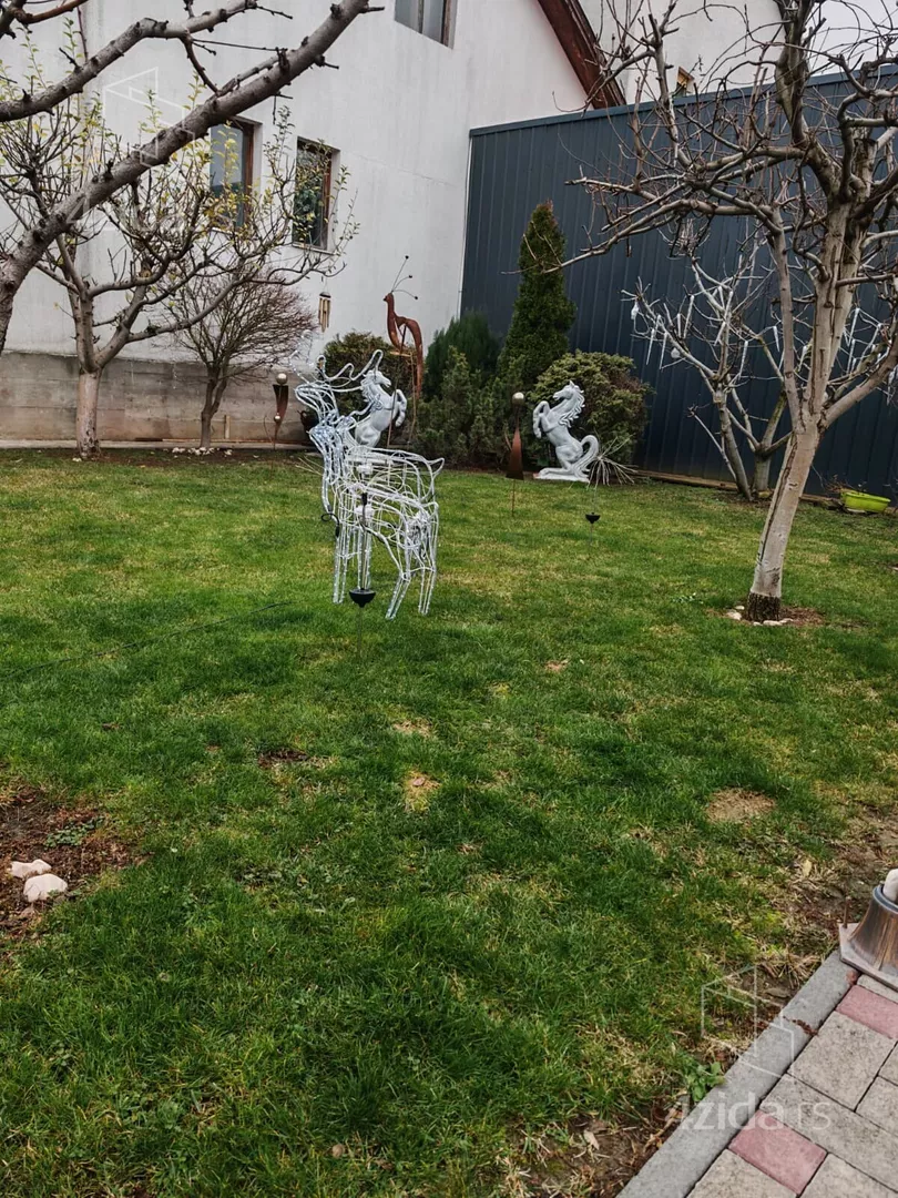 3-etažna kuća | 4zida