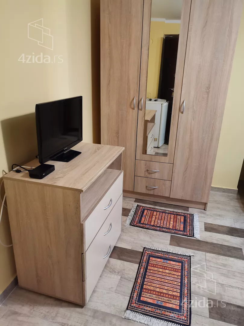 Garsonjera | 4zida