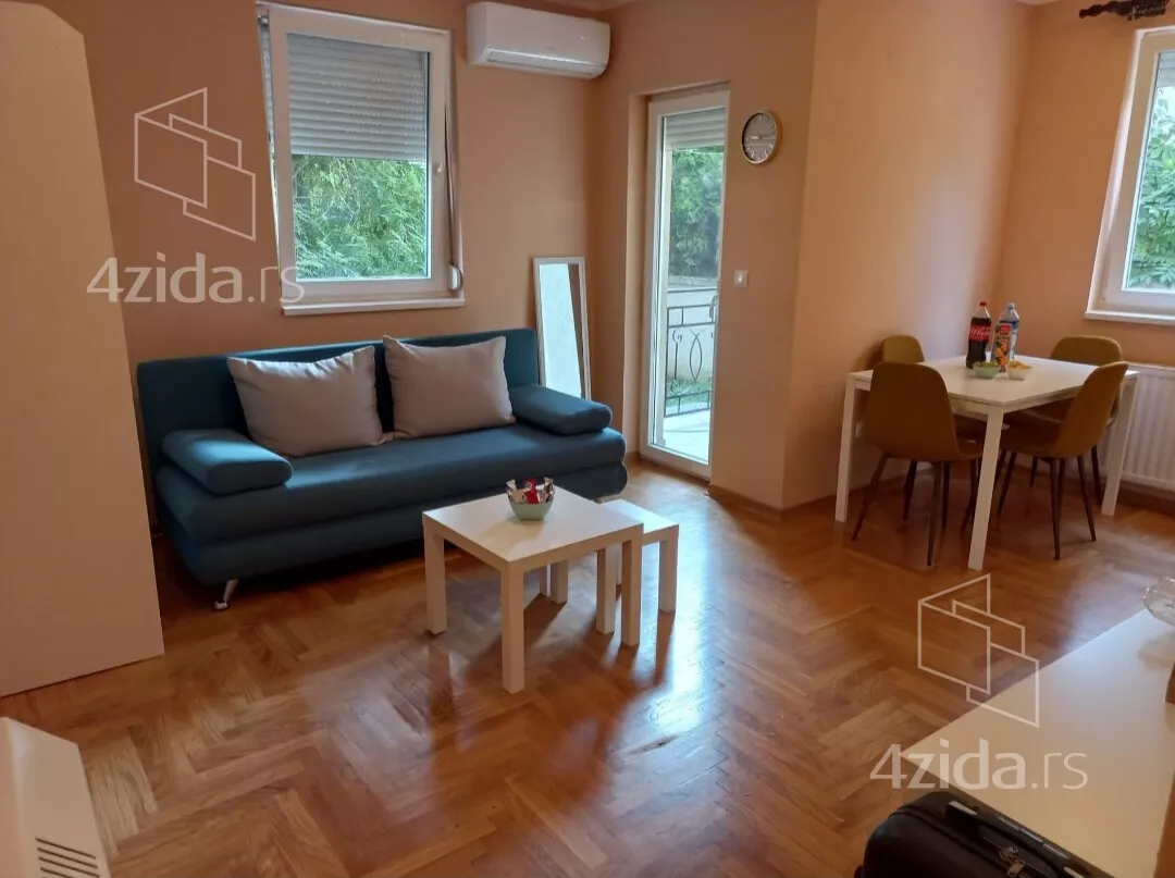 Garsonjera | 4zida