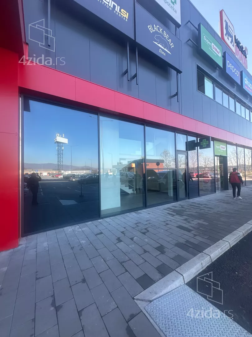 Poslovni prostor | 4zida