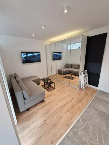 Studentska | 4zida.rs