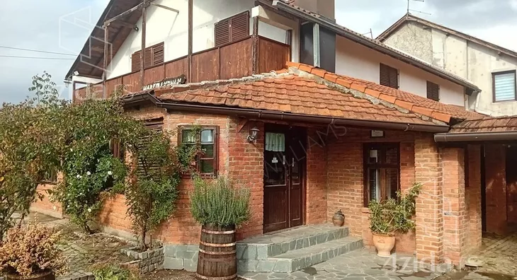 Ugostiteljski objekat | 4zida