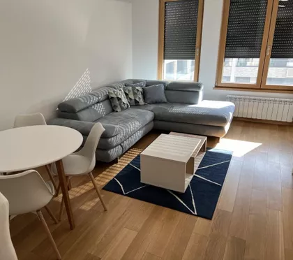 Tadije Sondermajera | 4zida.rs