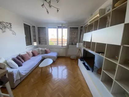 Sarajevska | 4zida.rs