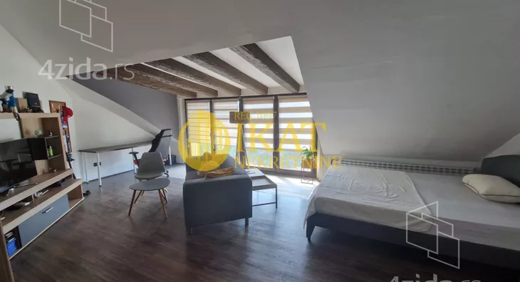 4-etažna kuća | 4zida