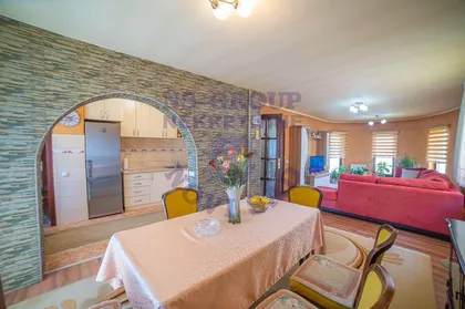 Lipov Gaj | 4zida.rs