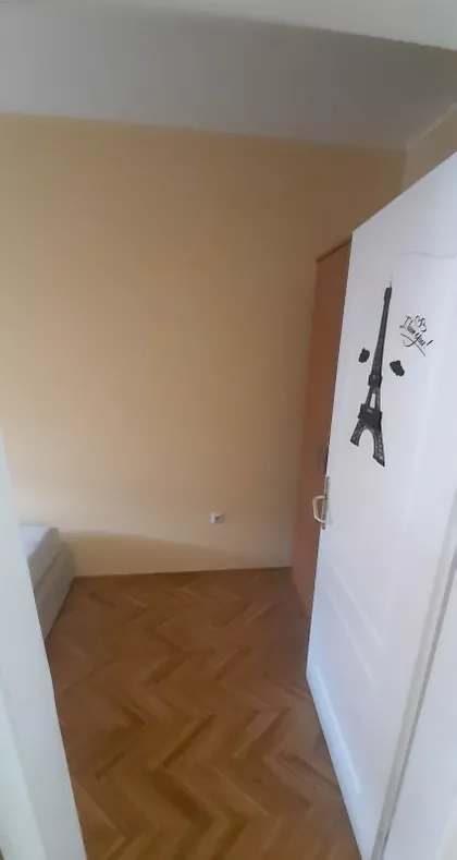 Hadži Ruvimova | 4zida.rs