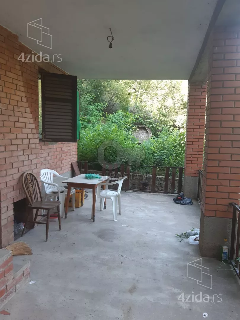 3-etažna kuća | 4zida