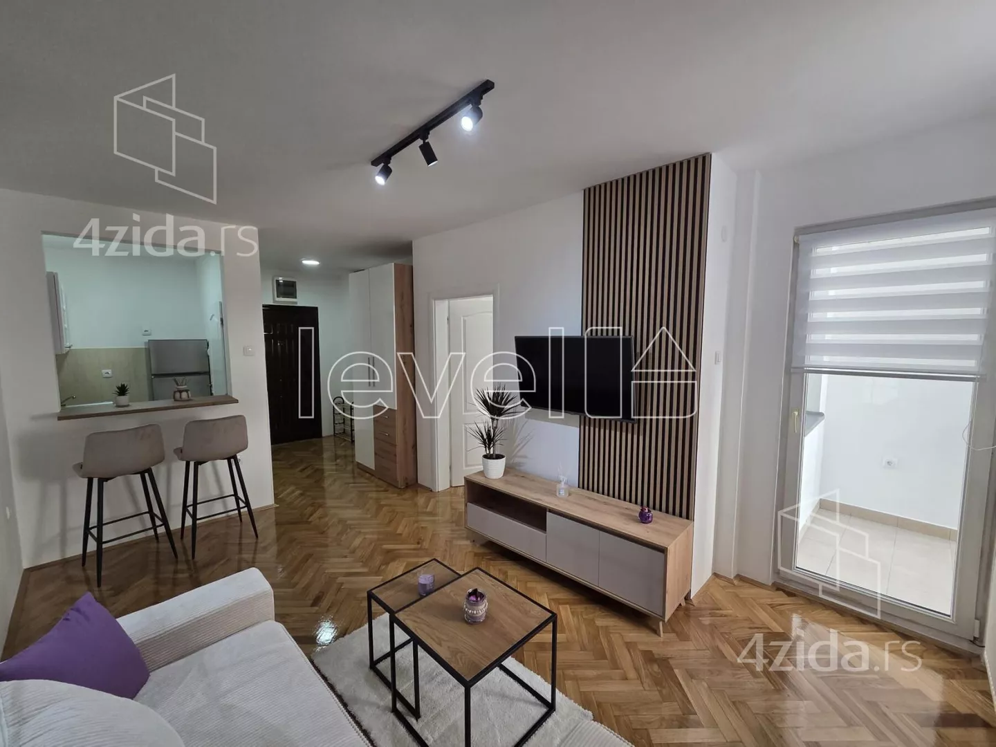 Jednoiposoban stan | 4zida