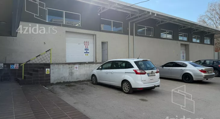 Poslovni prostor | 4zida