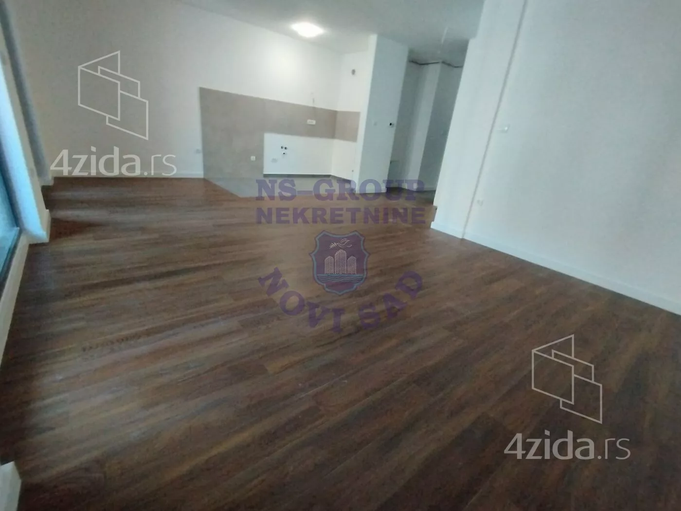 Šestosoban stan | 4zida