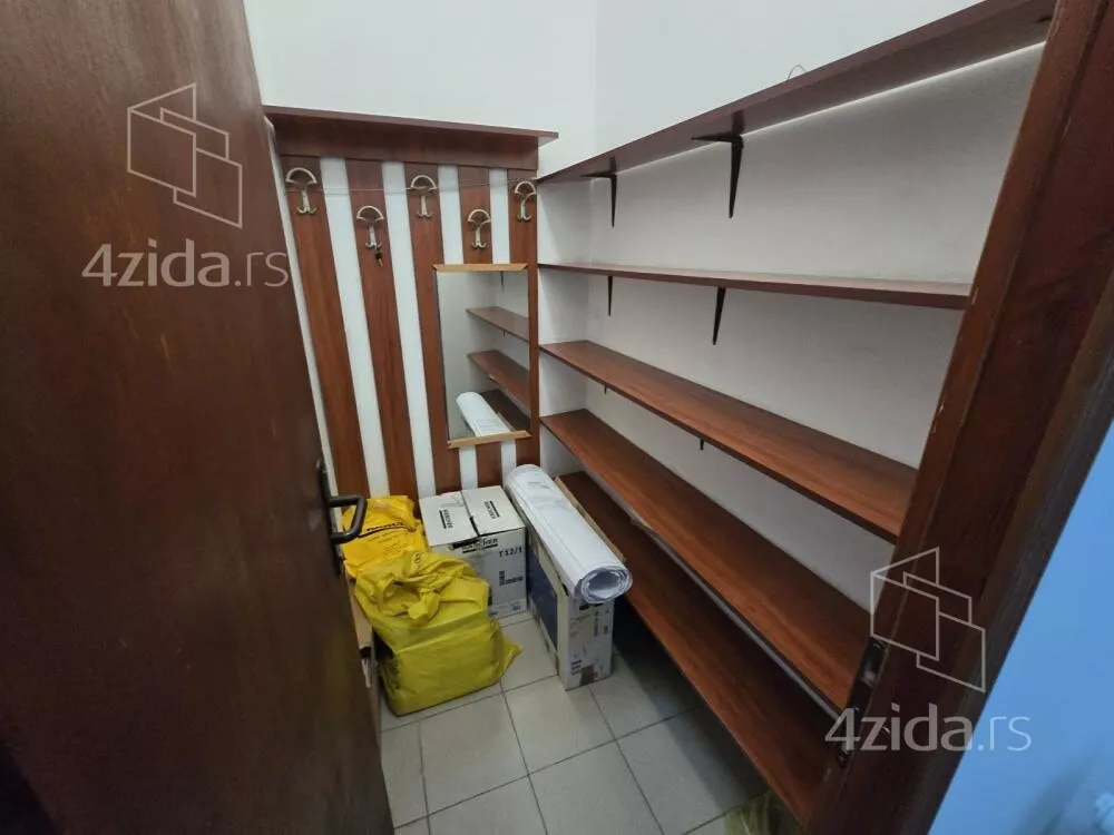Kancelarija | 4zida