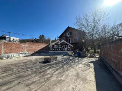 Zmaj Jovina | 4zida.rs