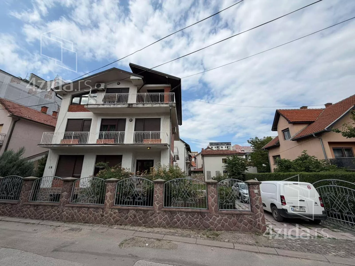 3-etažna kuća | 4zida
