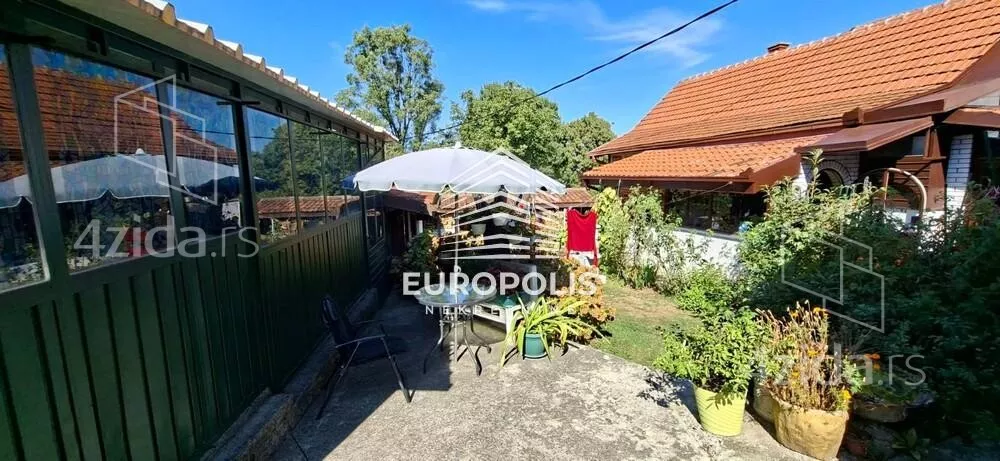 3-etažna kuća | 4zida
