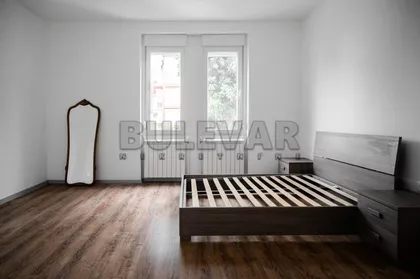 Božidarčeva | 4zida.rs