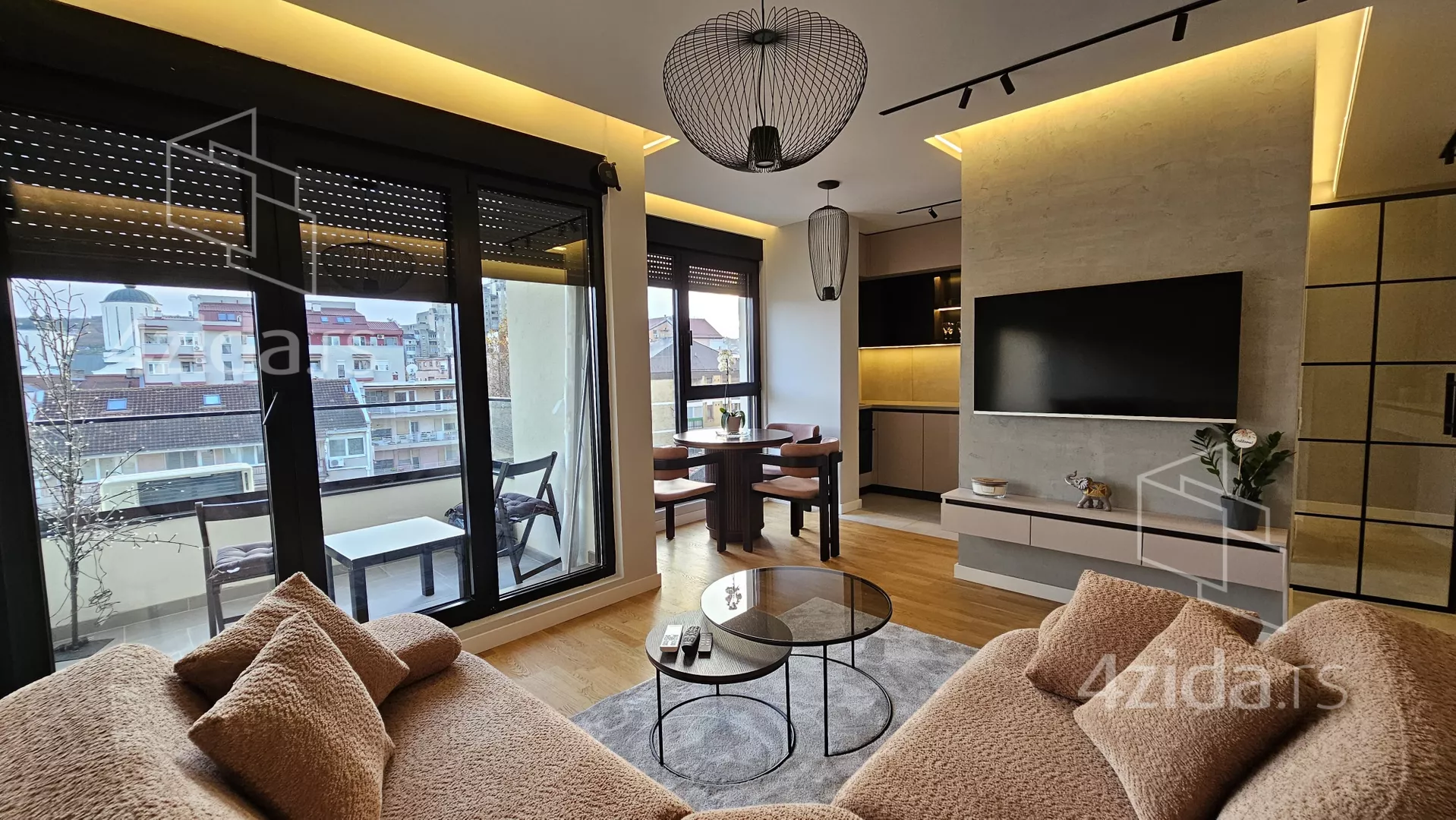 Jednoiposoban stan | 4zida