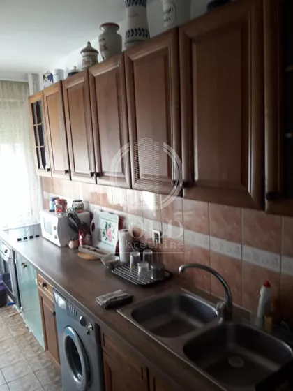 Partizanskih baza | 4zida.rs