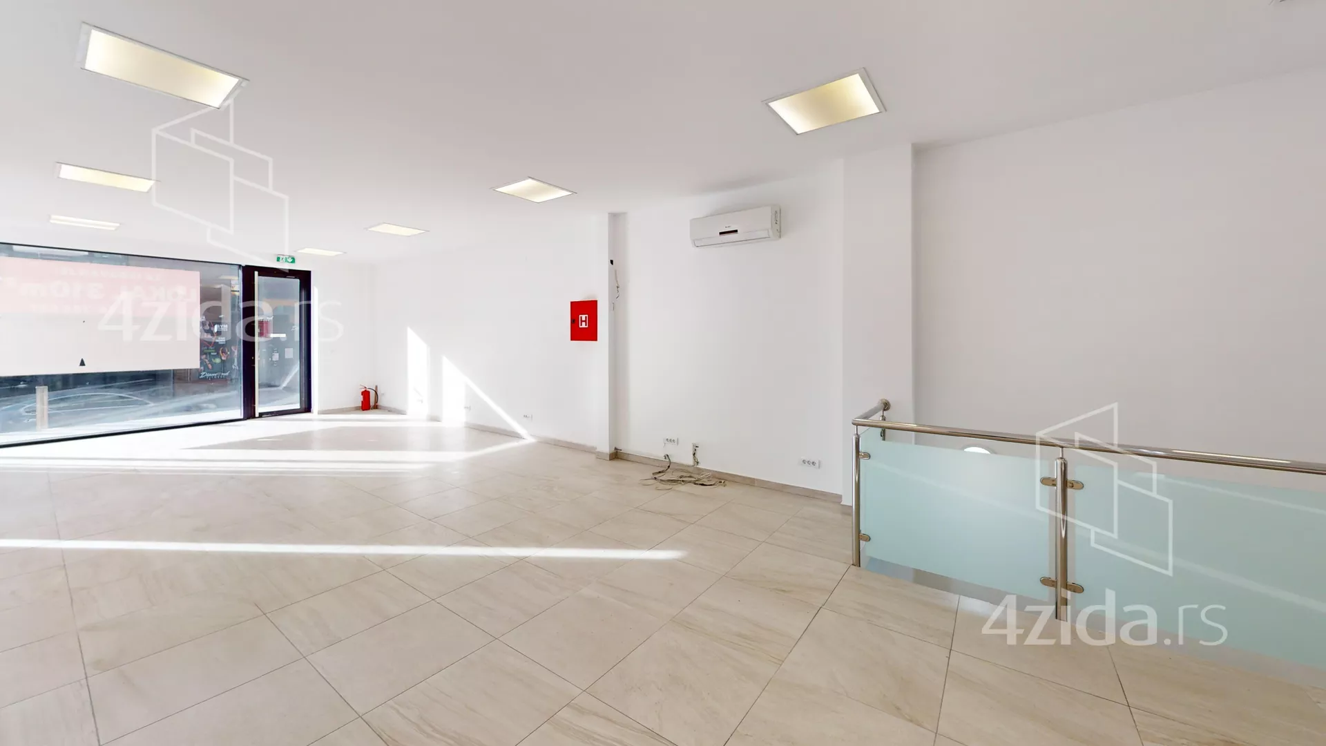 Poslovni prostor | 4zida