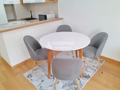 Tadije Sondermajera | 4zida.rs