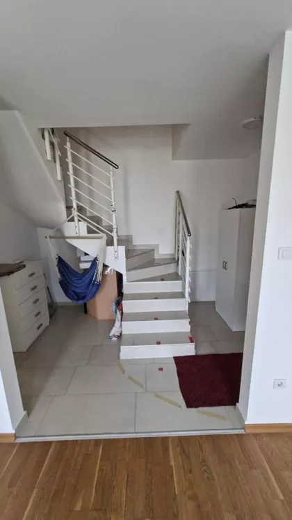 Podbara | 4zida.rs