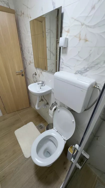 Jelene Glavaški | 4zida.rs