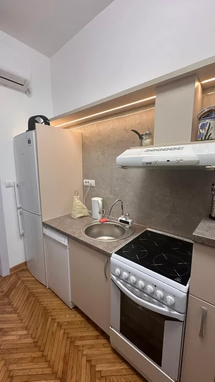 Zeleni Venac | 4zida.rs