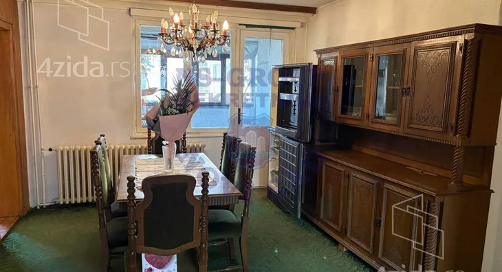 Petosoban stan | 4zida