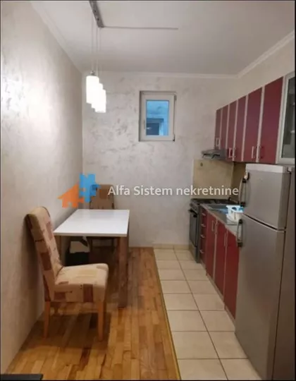 Crveni Krst Vračar | 4zida.rs