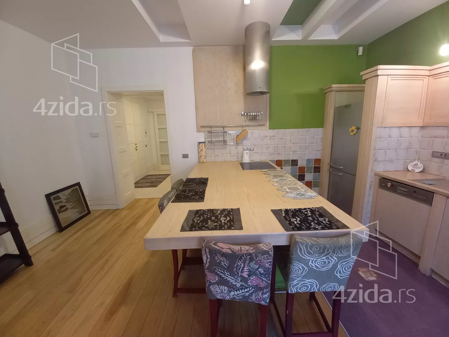 Dvoiposoban stan | 4zida