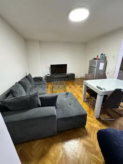 Trg kralja Aleksandra Ujedinitelja | 4zida.rs