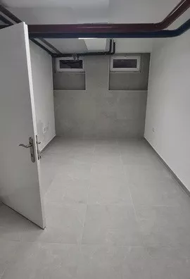 Lokal | 4zida
