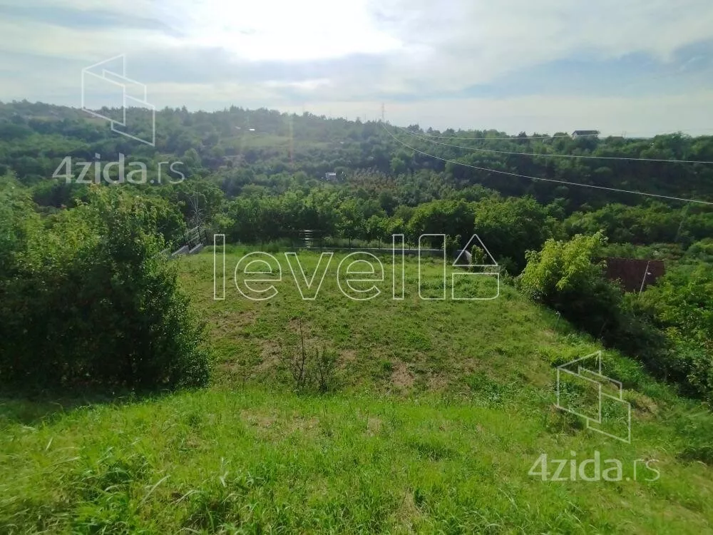 Plac | 4zida
