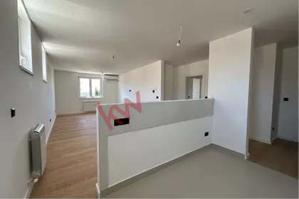 Duvanjska | 4zida.rs