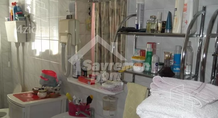 Petoiposoban stan | 4zida