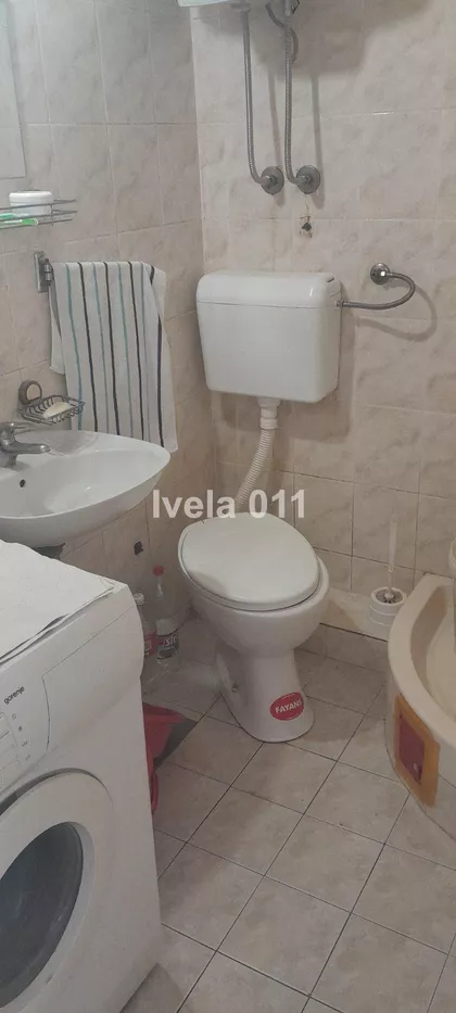 Ustanička | 4zida.rs