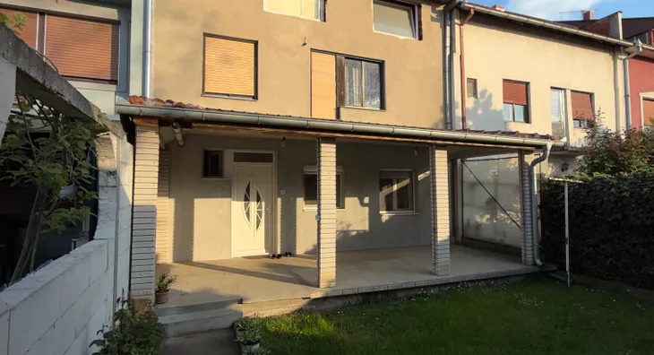 3-etažna kuća | 4zida