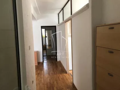 Perside Milenković | 4zida.rs