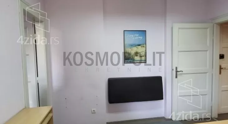 Četvoroiposoban stan | 4zida