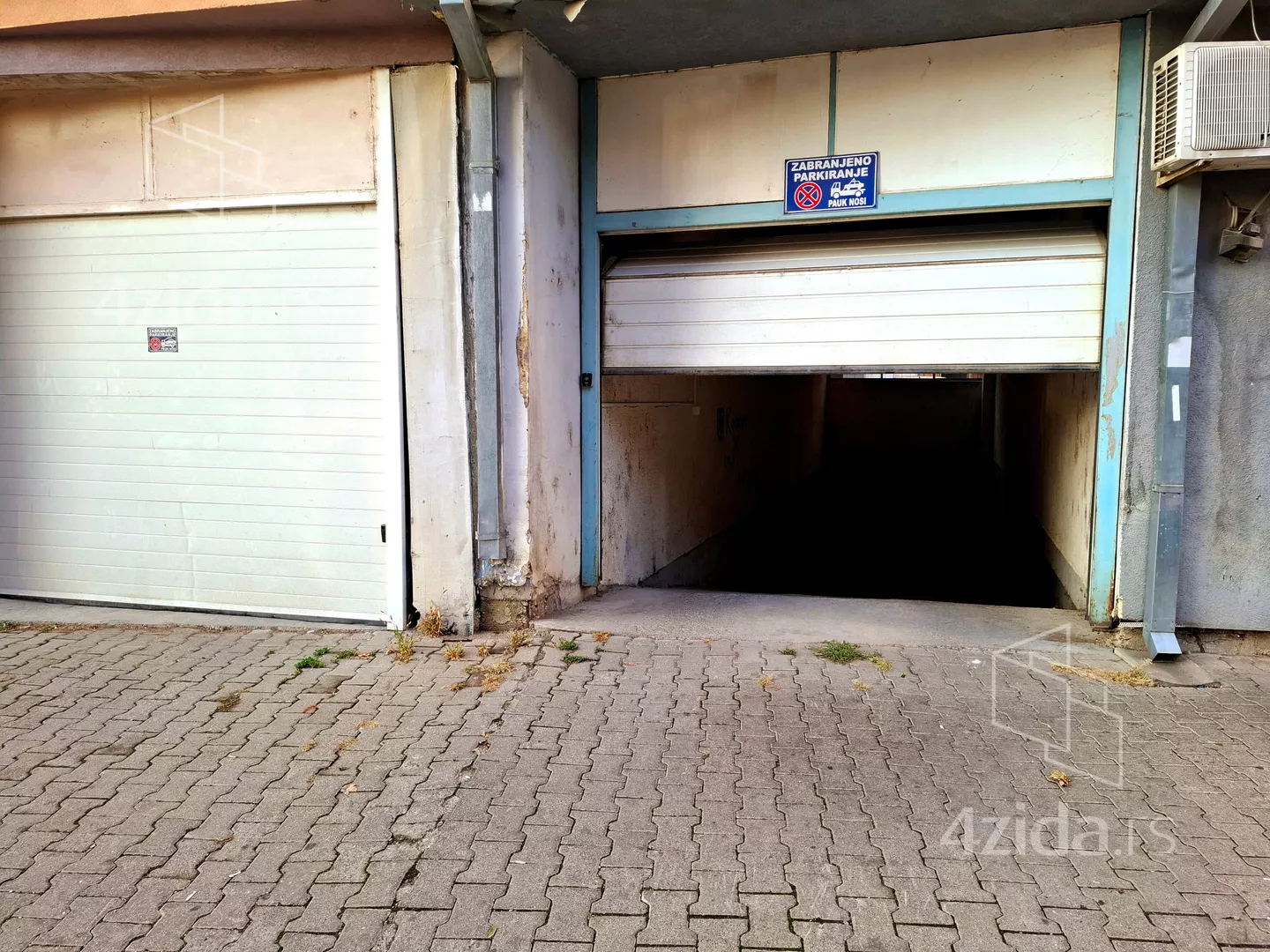 Garaža | 4zida