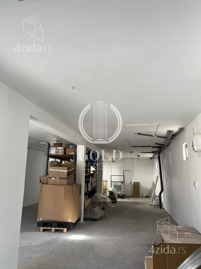 Poslovni prostor | 4zida