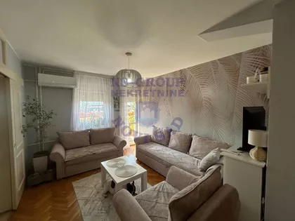 Maksima Gorkog | 4zida.rs