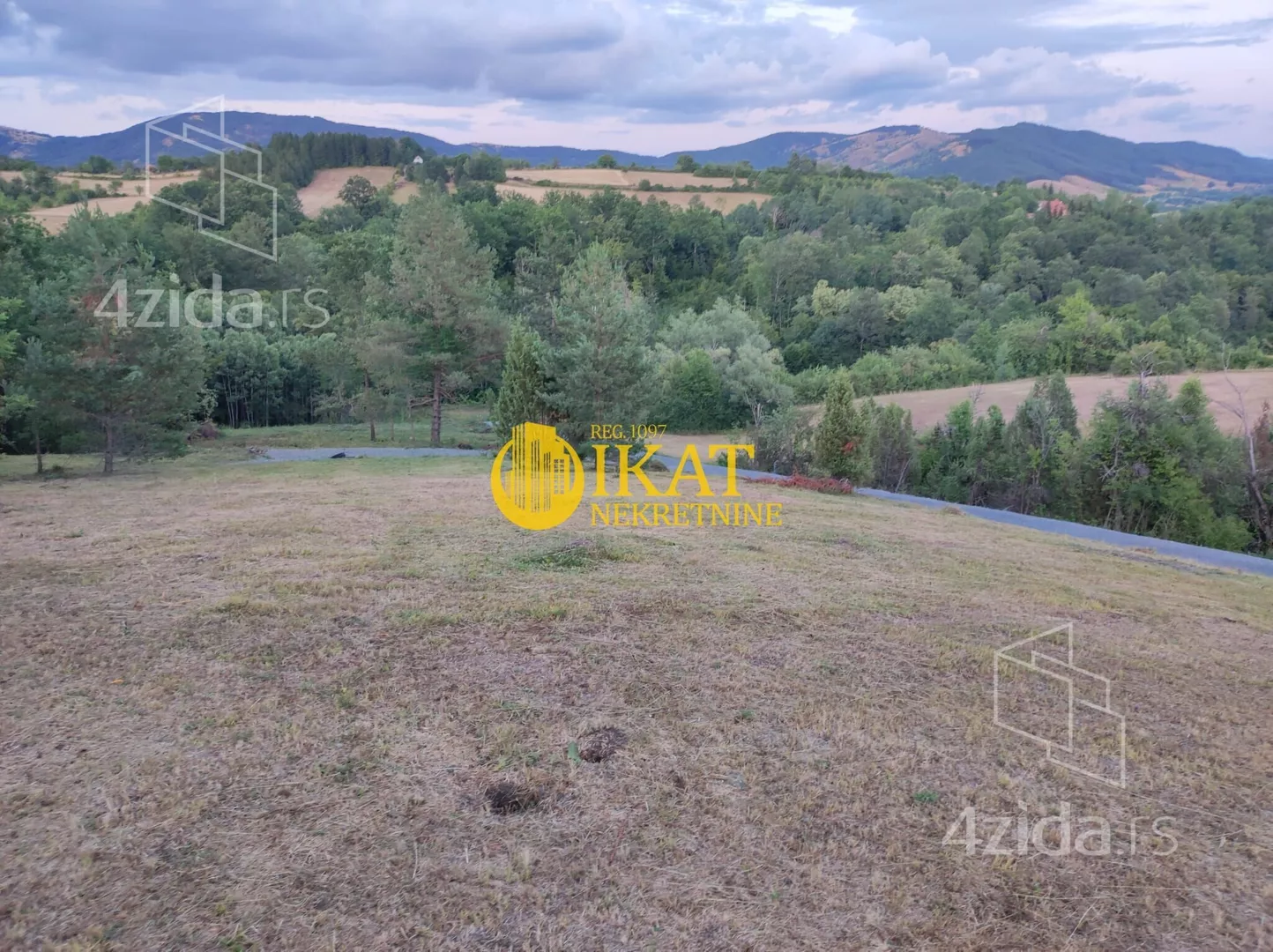 Građevinsko zemljište | 4zida