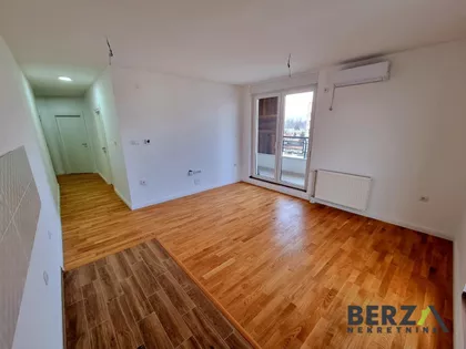 Bulevar Patrijarha Pavla (Somborski Bulevar) | 4zida.rs