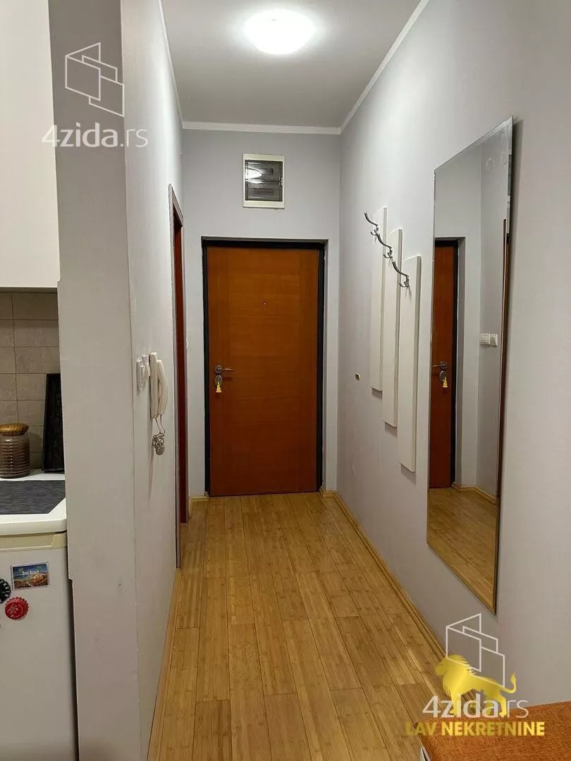 Garsonjera | 4zida